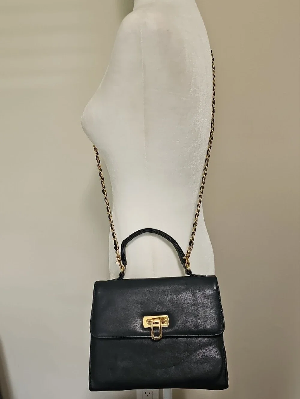 Vintage Giani Bernini Black Leather Top Handle Shoulder Bag Gold Chain Flap